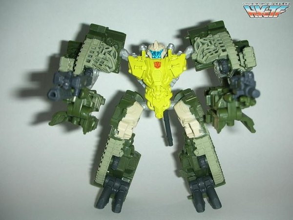 Transformers Dark Of The Moon Cyberverse Commander Guzzle  (5 of 8)